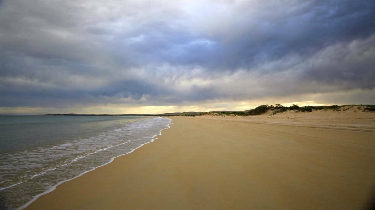 Eyre Peninsula: A vistit to the peninsula would be incomplete without a trip to the beach. Photo: Toni Eldridge.