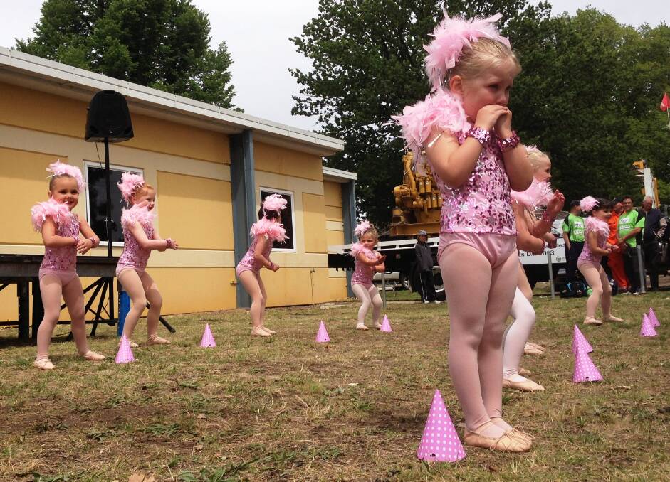 Em Dance performers wowed audiences at the Creative Corner of the Blayney Festival. Photo: Margaret Paton