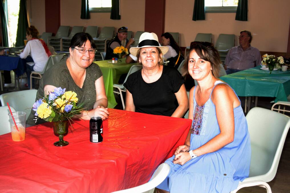 Cathy Donlan, Sharon Donlan and Tammy Irwin at Caroar's Australia Day celebrations.