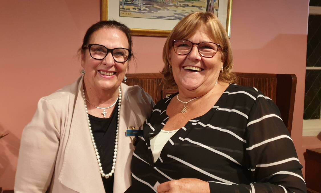 Special Guest: Jackie Fearnley and Sue Townsend at our last dinner. Jackie then spoke about her trip to Nairobi where the amazing Ruben Centre is located.