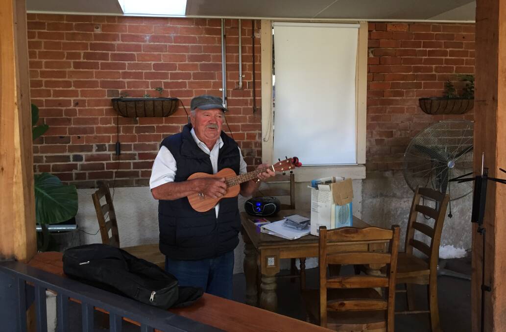 Sounds good: Bruce Pine Ukulele Man (W. Moore). While you are there you should be reminded that a full dinner menu is available.