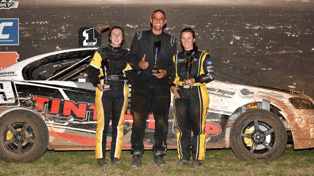 Top performance: Sarah Bradley (left) with the winner Shaun Davoodi and in third place Kiona Sunerton. Photo: Contributed.