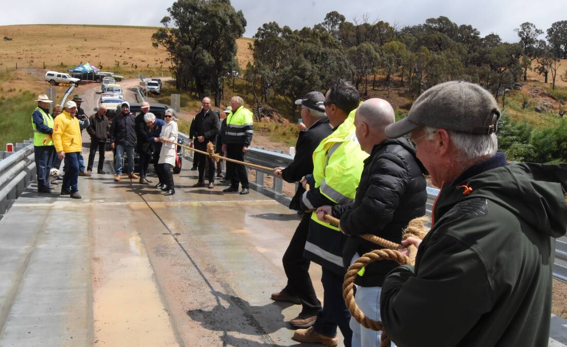 New bridge directly rejoins Carcoar and Millthorpe