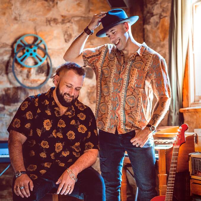 Country music stars, The Wolfe Brothers will be headlining the Henry Lawson Festival Concert along with James Morrison.