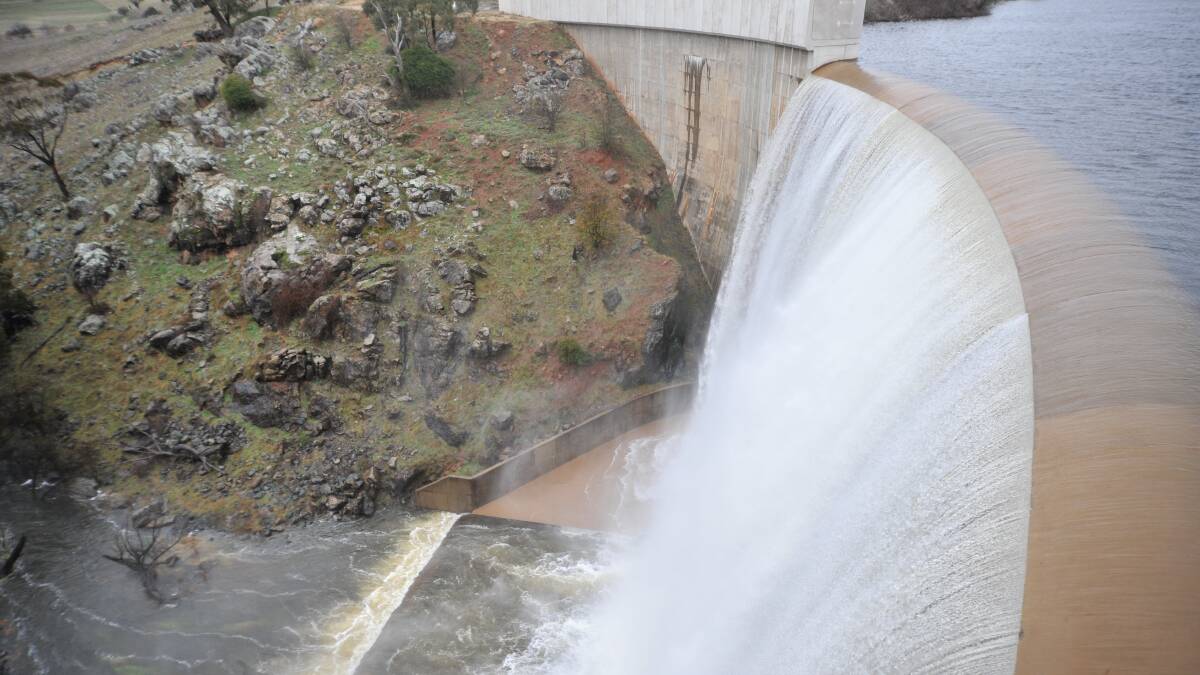 Water flows over the Suma Park dam wall in 2021. Picture by Carla Freedman