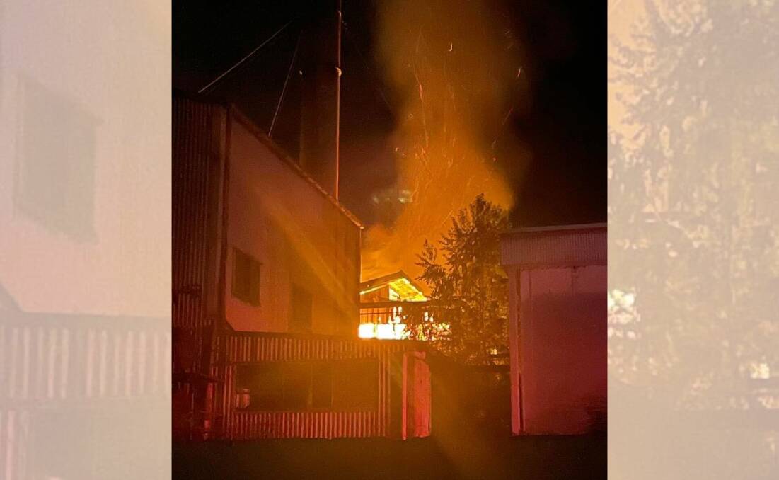 The Blayney Abattoir on fire. Picture by Retained Firefighter Casey Dixon