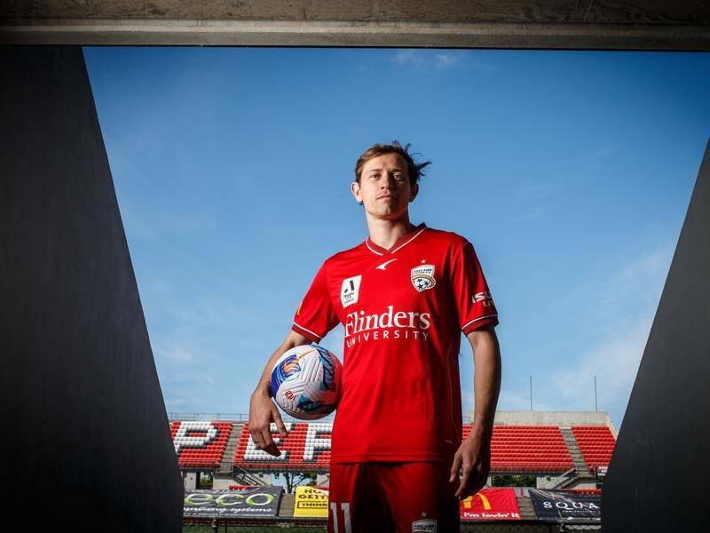 Adelaide United winger Craig Goodwin is hoping he can force his way back into the Socceroos squad.