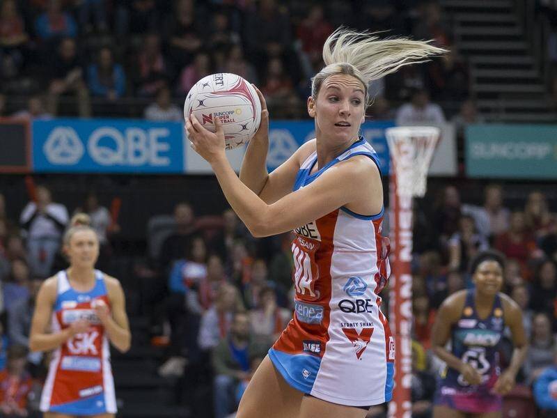 Natalie Haythornthwaite is among a band of overseas players to leave Super Netball for home.